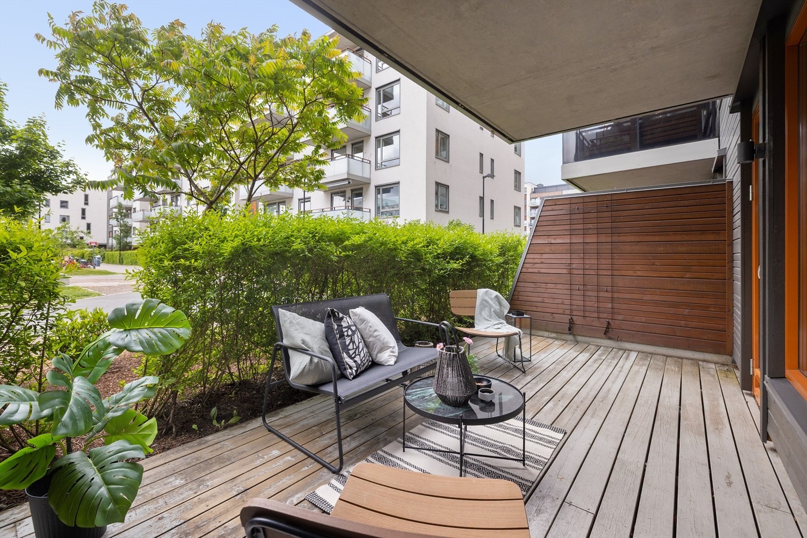 - Leiligheten har god intern beliggenhet og har en solrik og tilbaketrukket sydvestvendt terrasse på hele 13 m² - Galleribilde