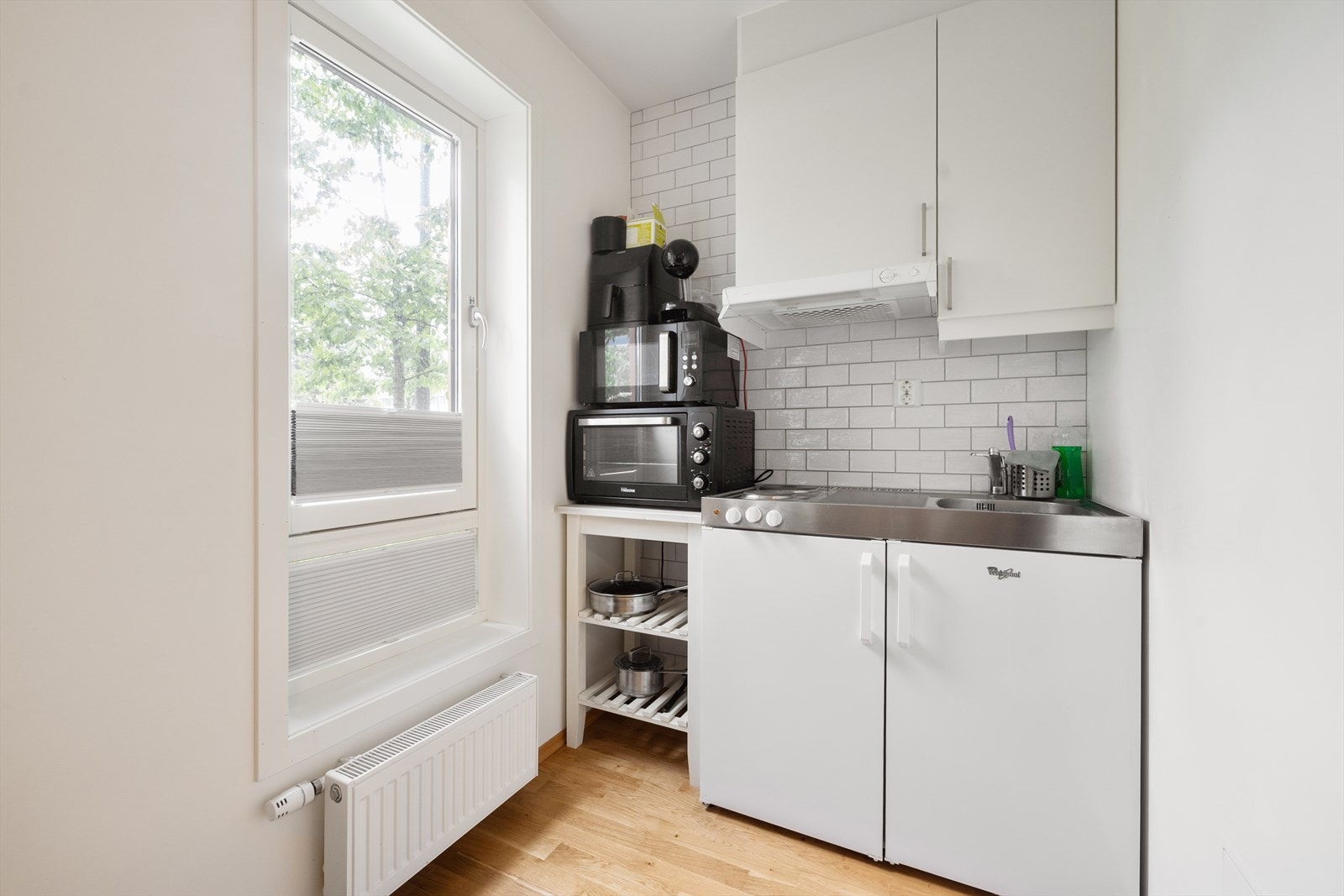 - Disponerer eget praktisk kjøkken - Galleribilde