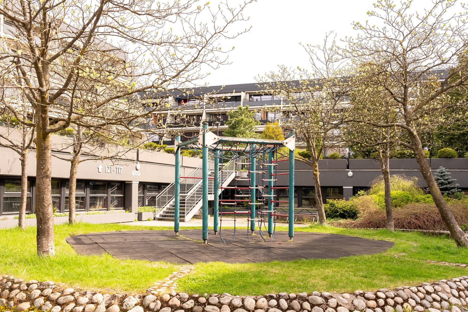 Barnevennlig, rolig og tilbaketrukket beliggenhet på Ulven. Galleribilde