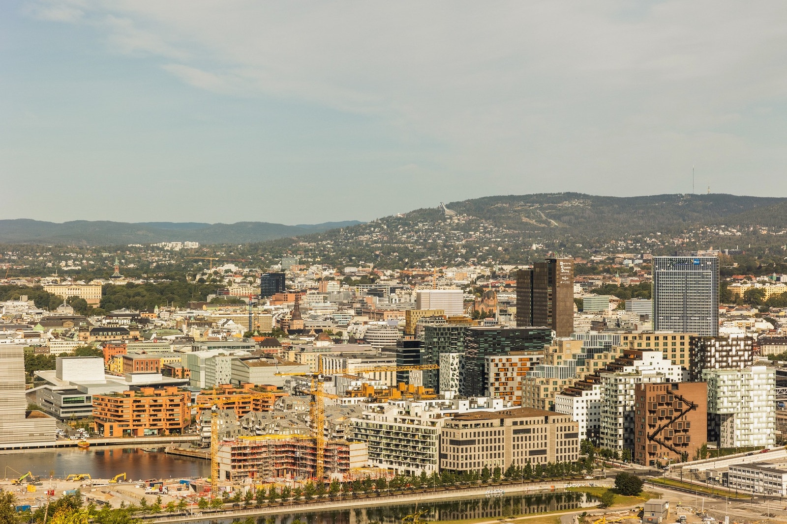 Ekeberg med fantastisk utsikt over byen. Galleribilde