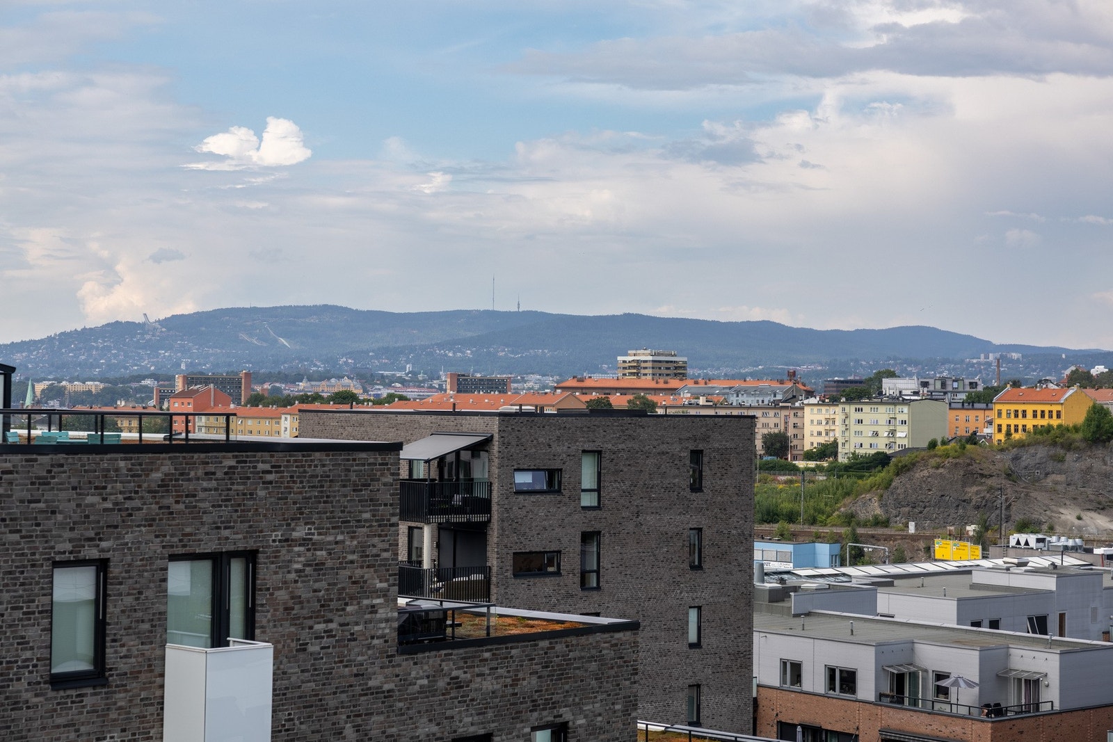 Populært område i Kværnerbyen og har sentral beliggenhet med gangavstand til alt man trenger. Galleribilde