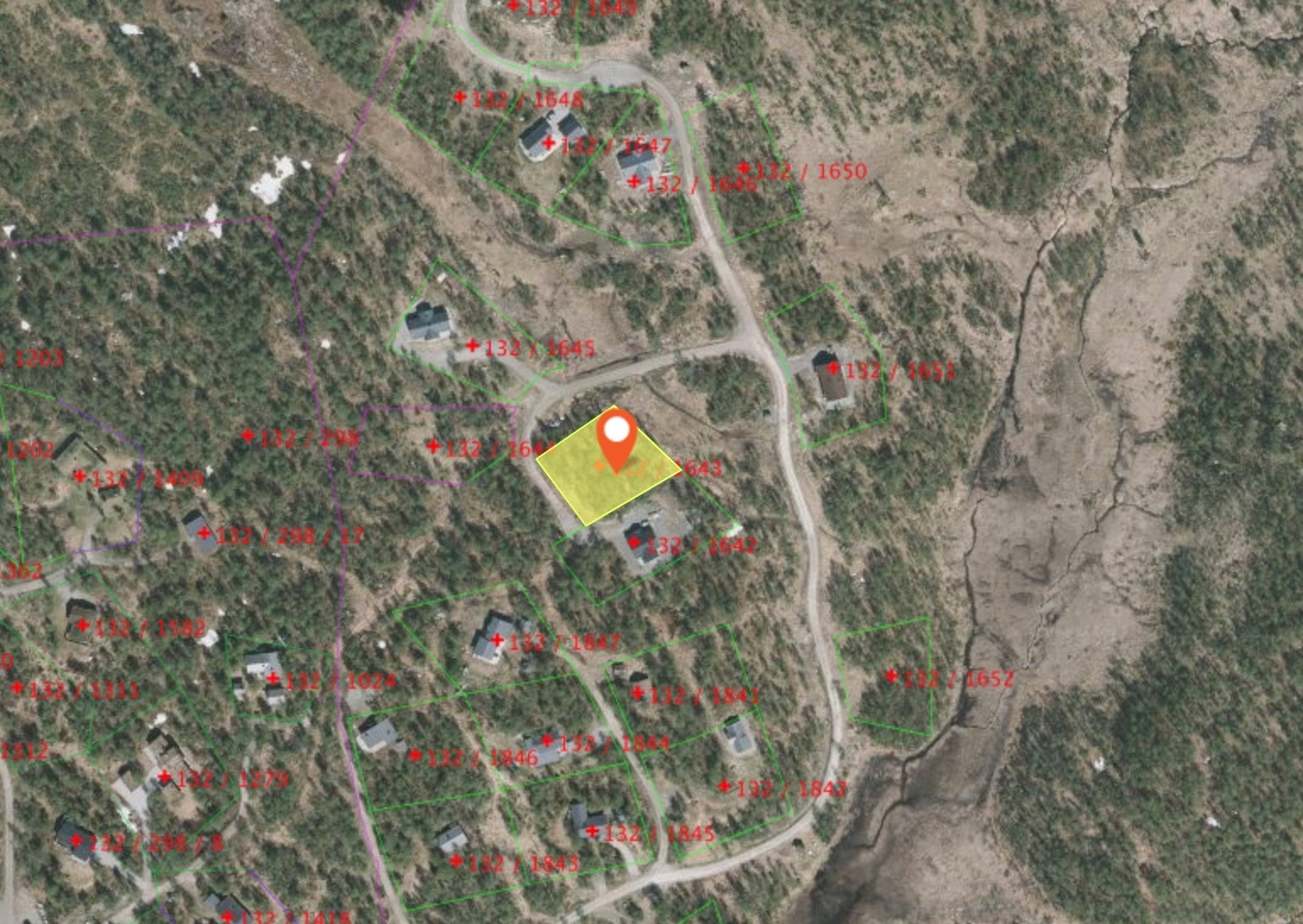 Storhaugveien 28 med tilbaketrukket og flott beliggenhet Galleribilde