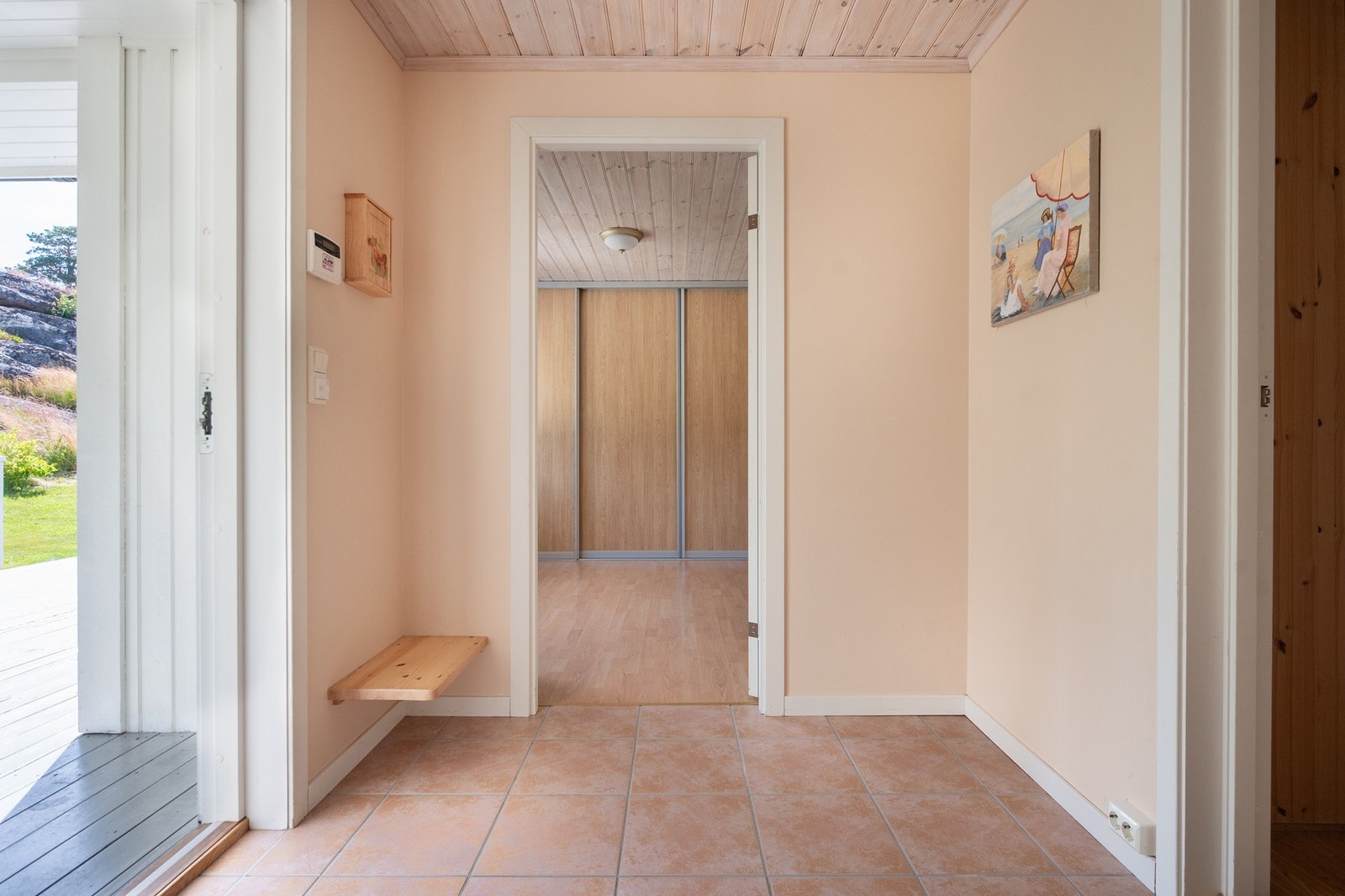 Hall mellom soverommet, entrèen og badet. Galleribilde