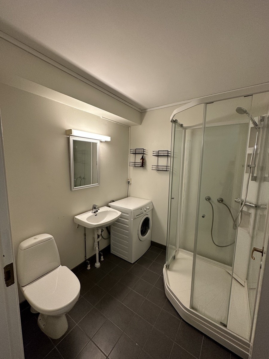 Bad nede Galleribilde