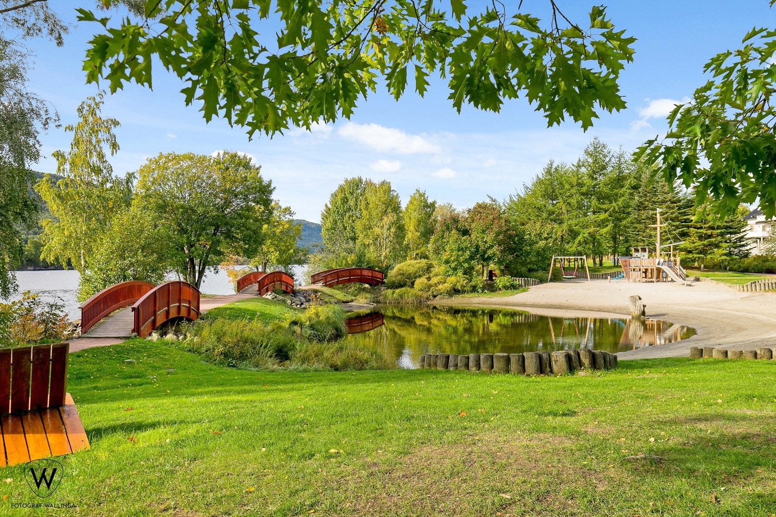 Nydelige turområder i Elveparken. Galleribilde