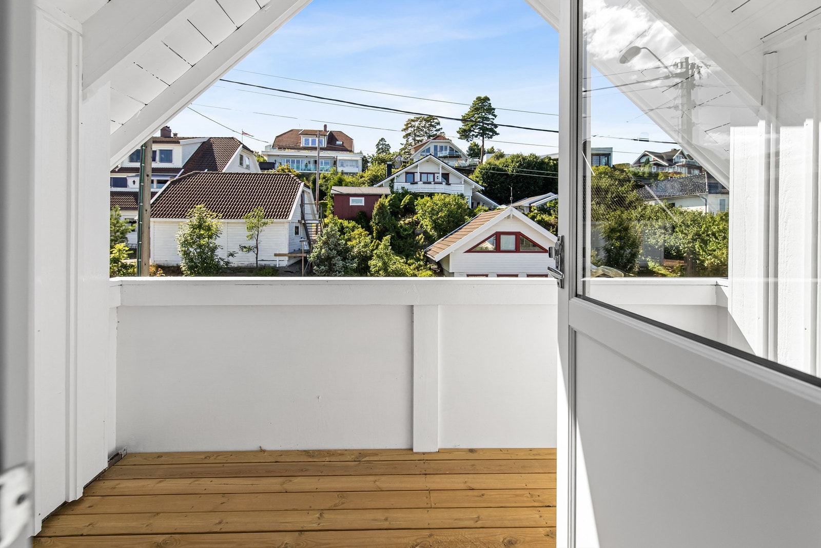 Hyggelig å nyte morgenkaffen. Galleribilde