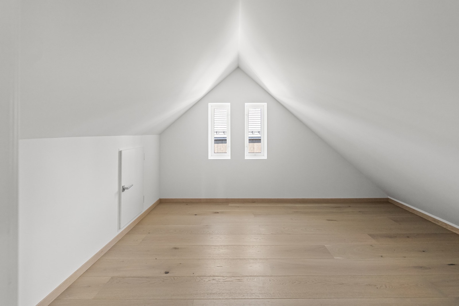 Kott med gode oppbevaringsmuligheter. Galleribilde