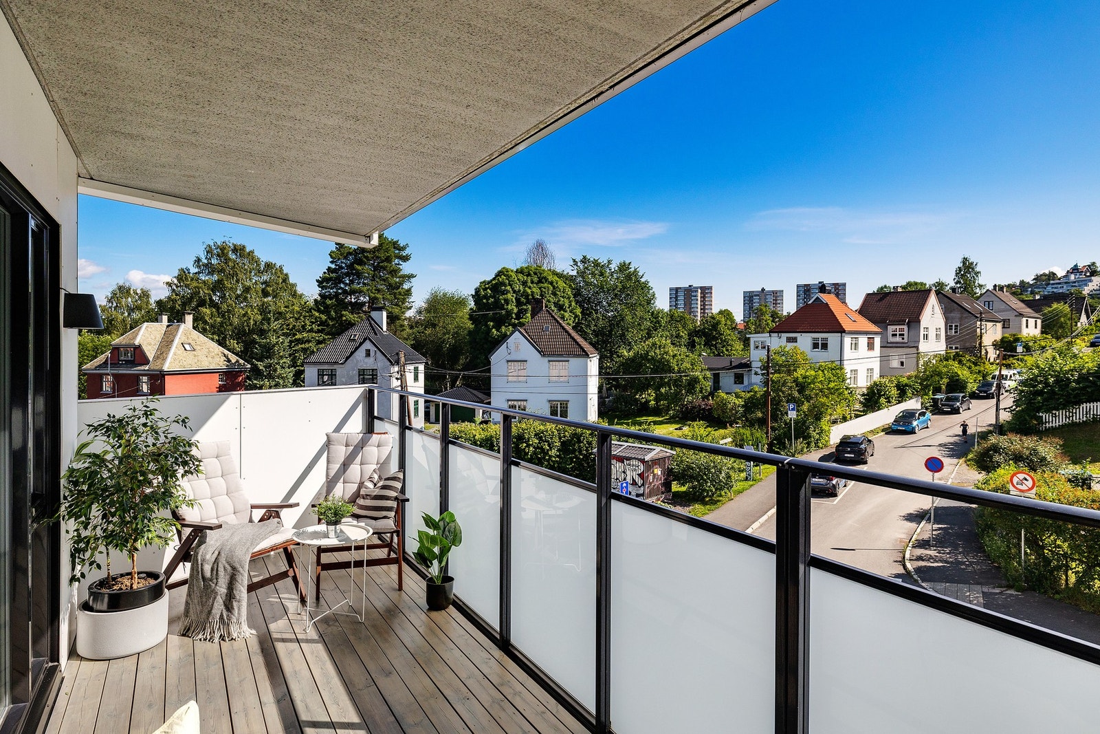 Velkommen til Ingeniørveien 4 - presentert av eiendomsmegler Halid Talic v/ EIE eiendomsmegling Galleribilde