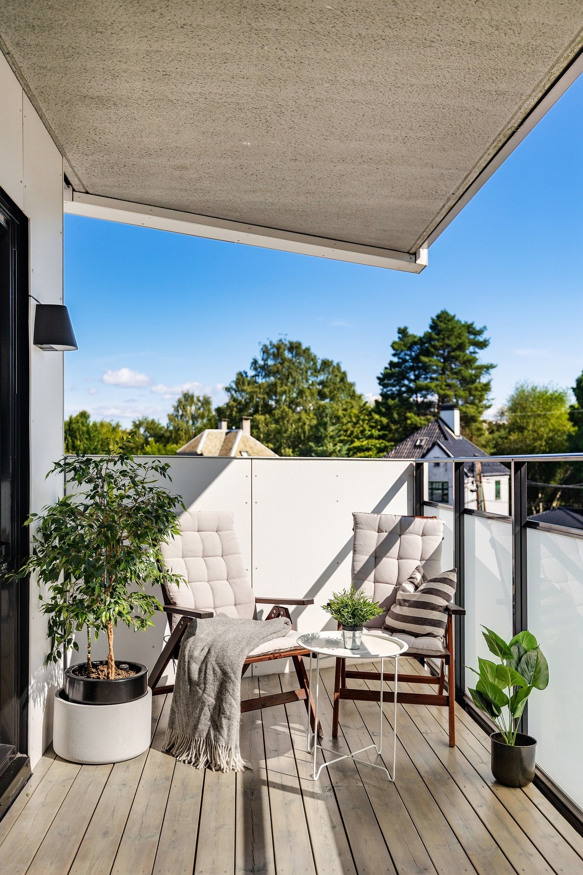 Lekre detaljer på balkongen Galleribilde