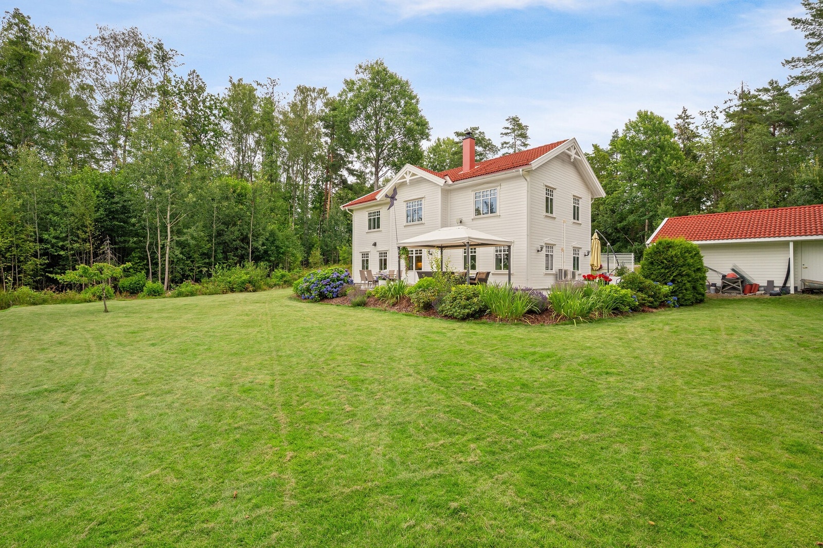 Barnevennlig og trivelig nabolag gjør dette til en bolig som passer alle livsfaser Galleribilde