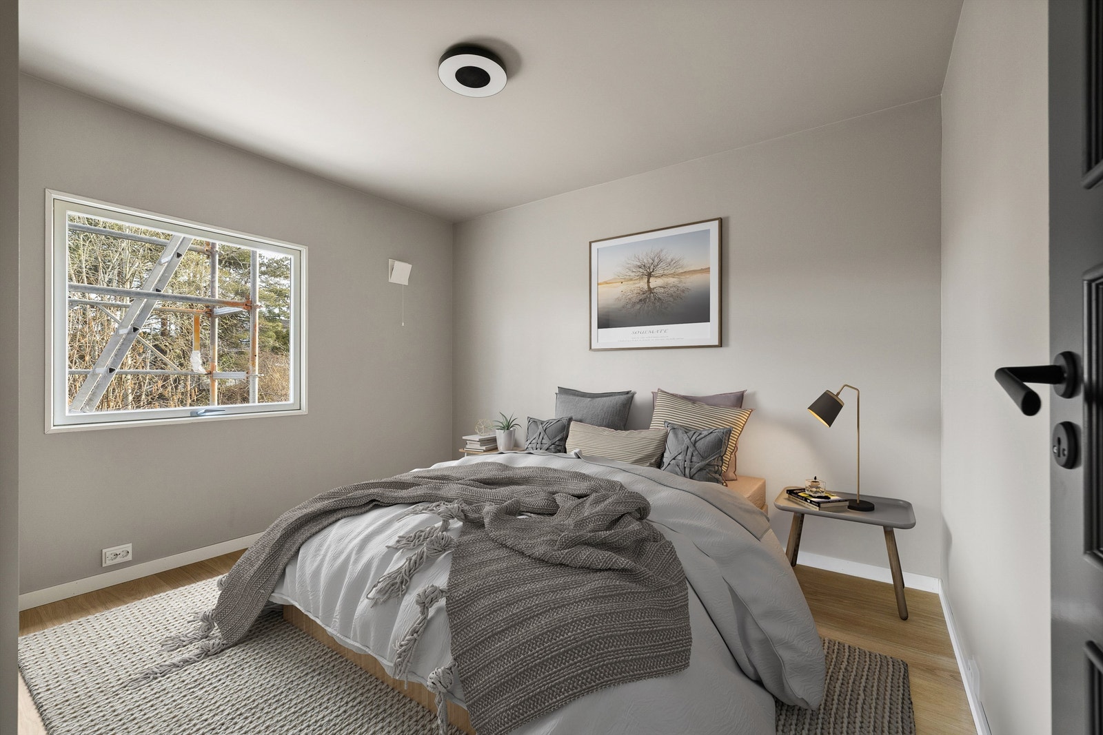 Soverommene er alle av gode størrelser - hovedsoverommet på ca. 10 kvm. Bildet er digitalt møblert. Galleribilde