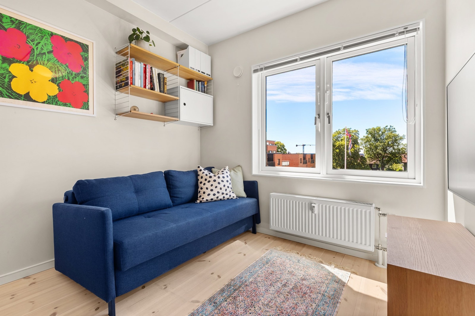 Her er det god plass til seng, pult eller annet ønskelig møblement. Galleribilde