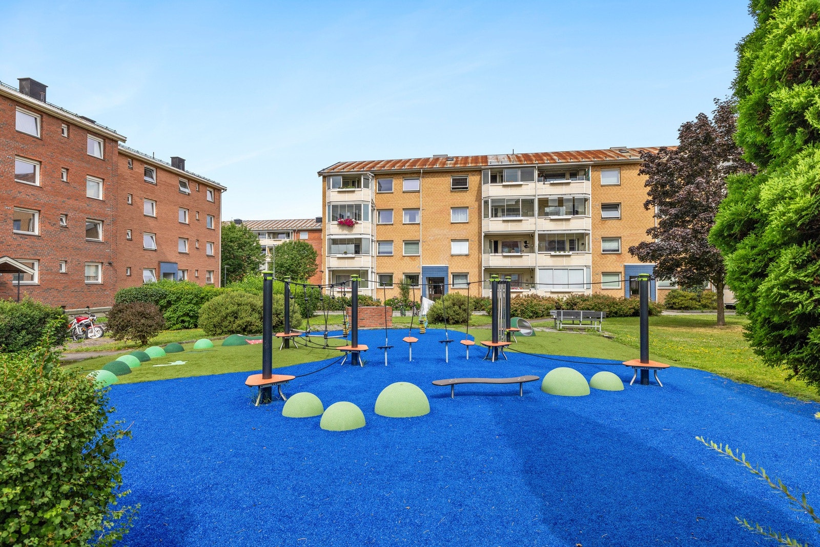 Karl Staaffs vei 20 - bakgården og fellesarealer Galleribilde