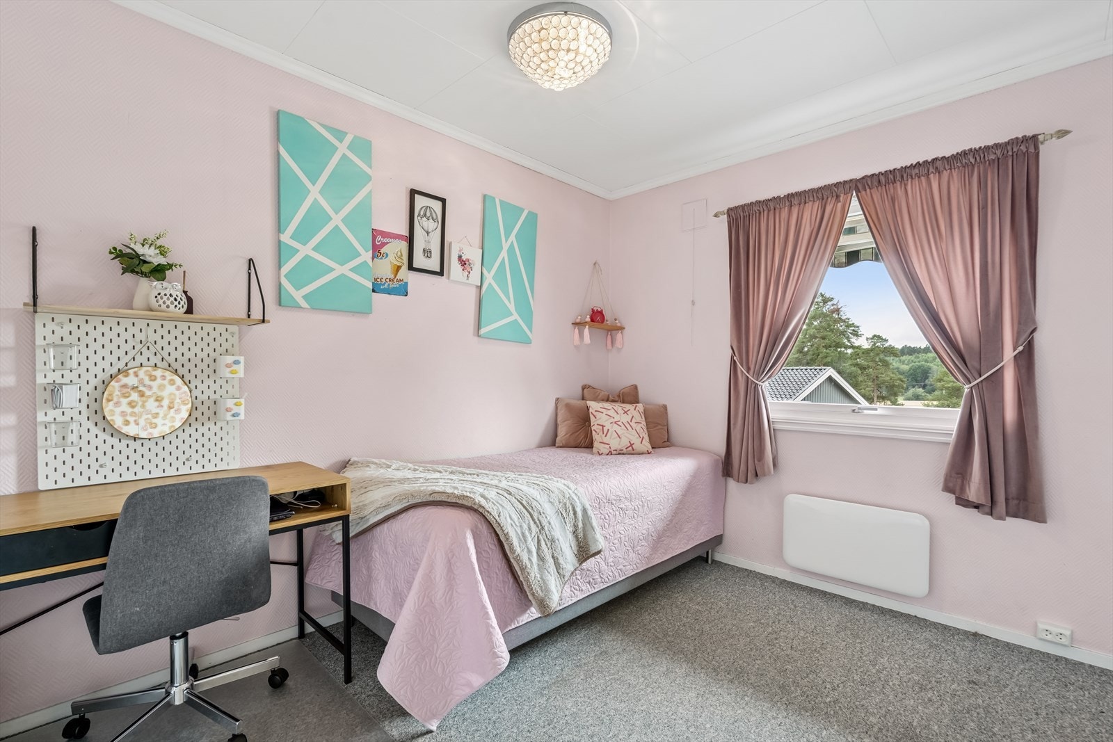 Soverom II passer perfekt som barnerom eller kontor. Galleribilde