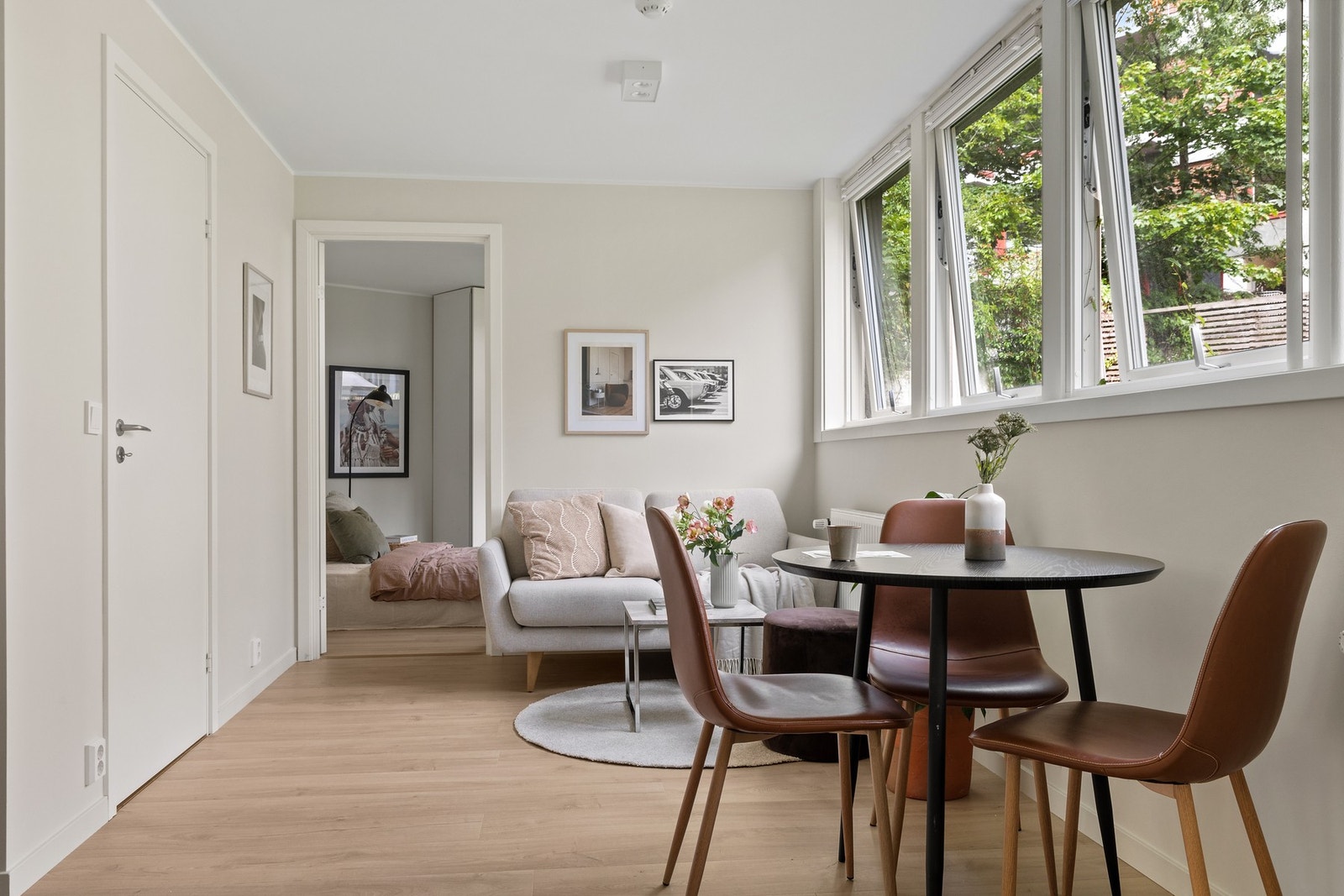 En lekker og oppusset 2-roms leilighet med skjermet beliggenhet. Galleribilde