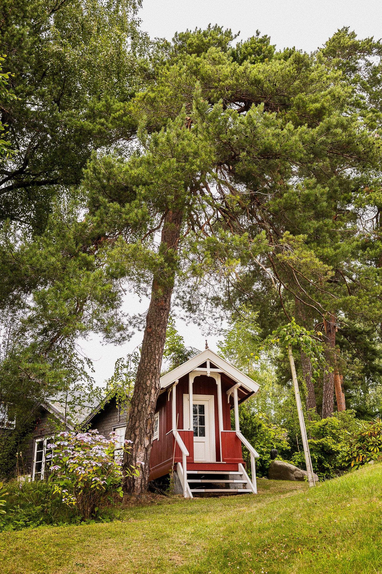 Dukkestue. Galleribilde