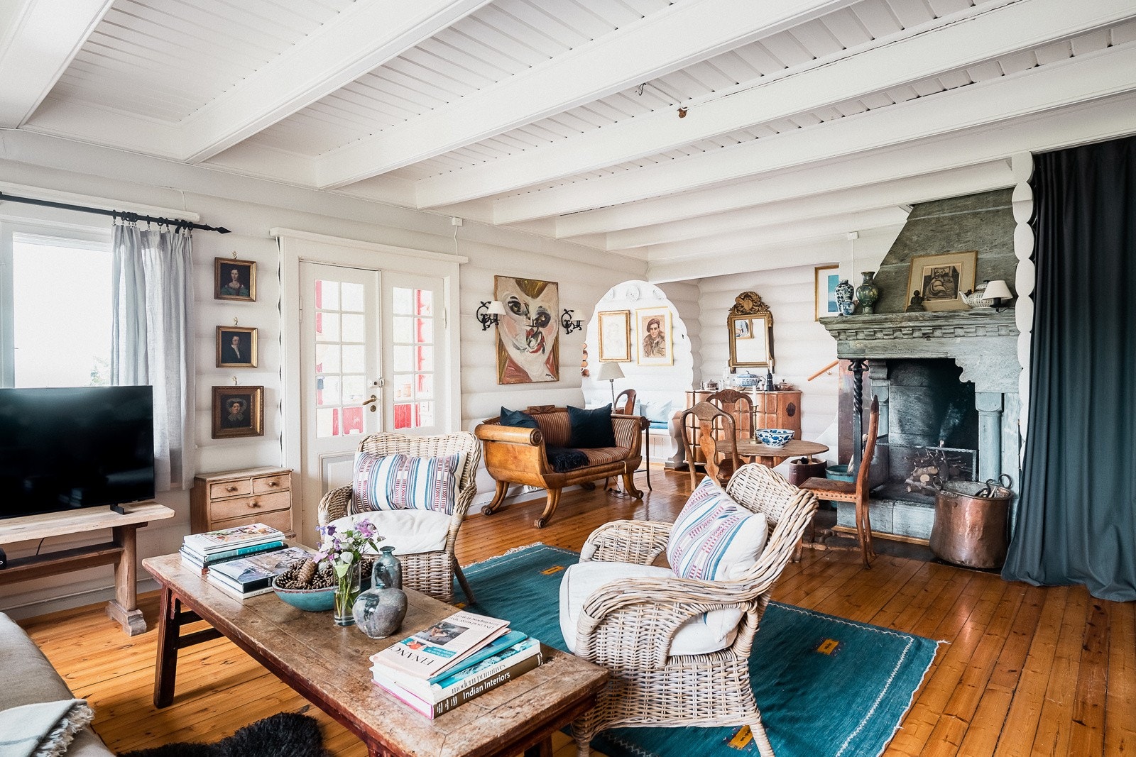 Lys og hyggelig stue. Galleribilde