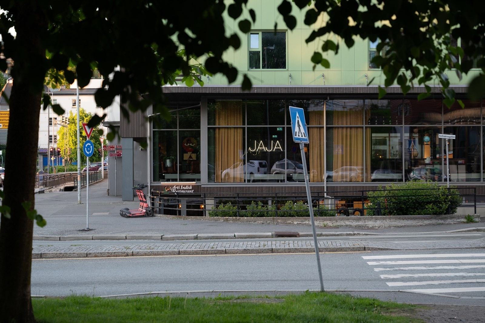 - JAJA tilbyr smakfulle street food-inspirerte matretter, og ligger kun 7 minutters gange fra leiligheten - Galleribilde