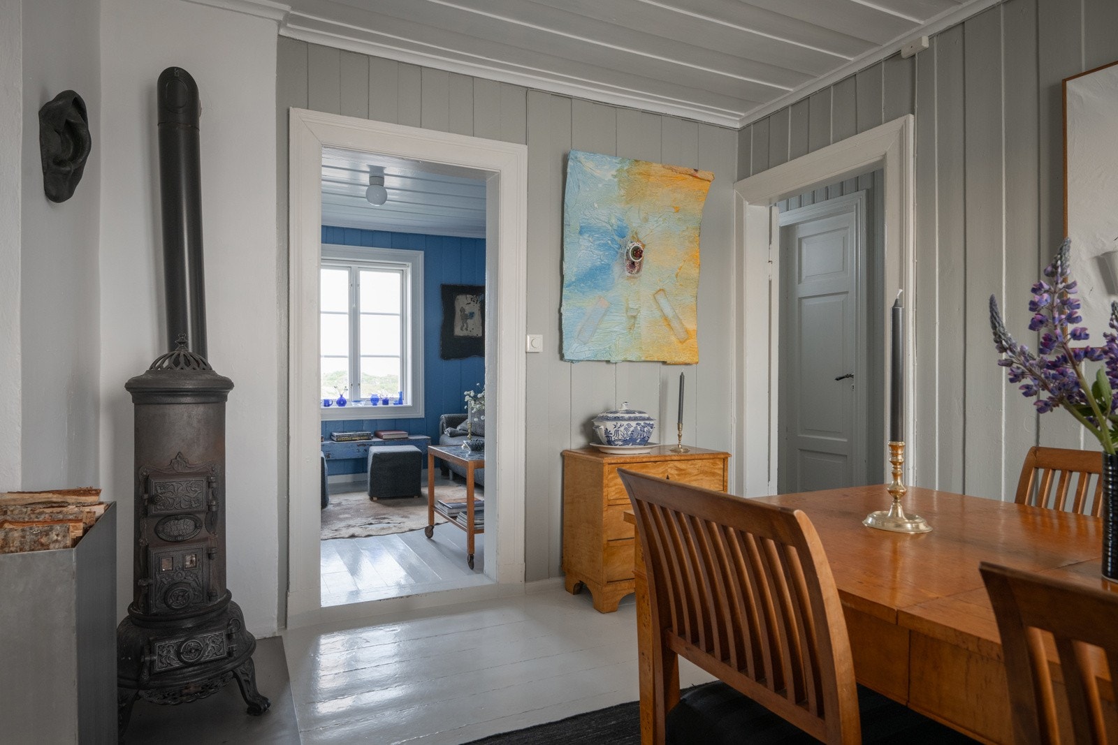 Spisestue med original vedovn Galleribilde