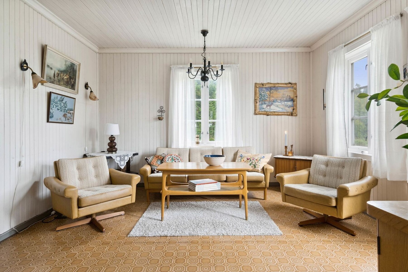 Her har man god plass til sofagruppe. Galleribilde