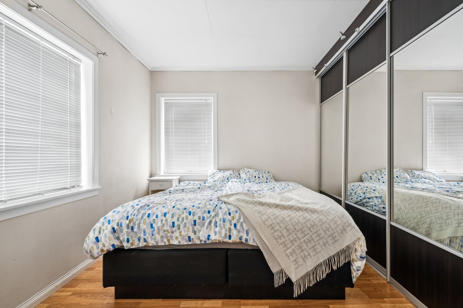 Hovedsoverommet er romslig. Galleribilde