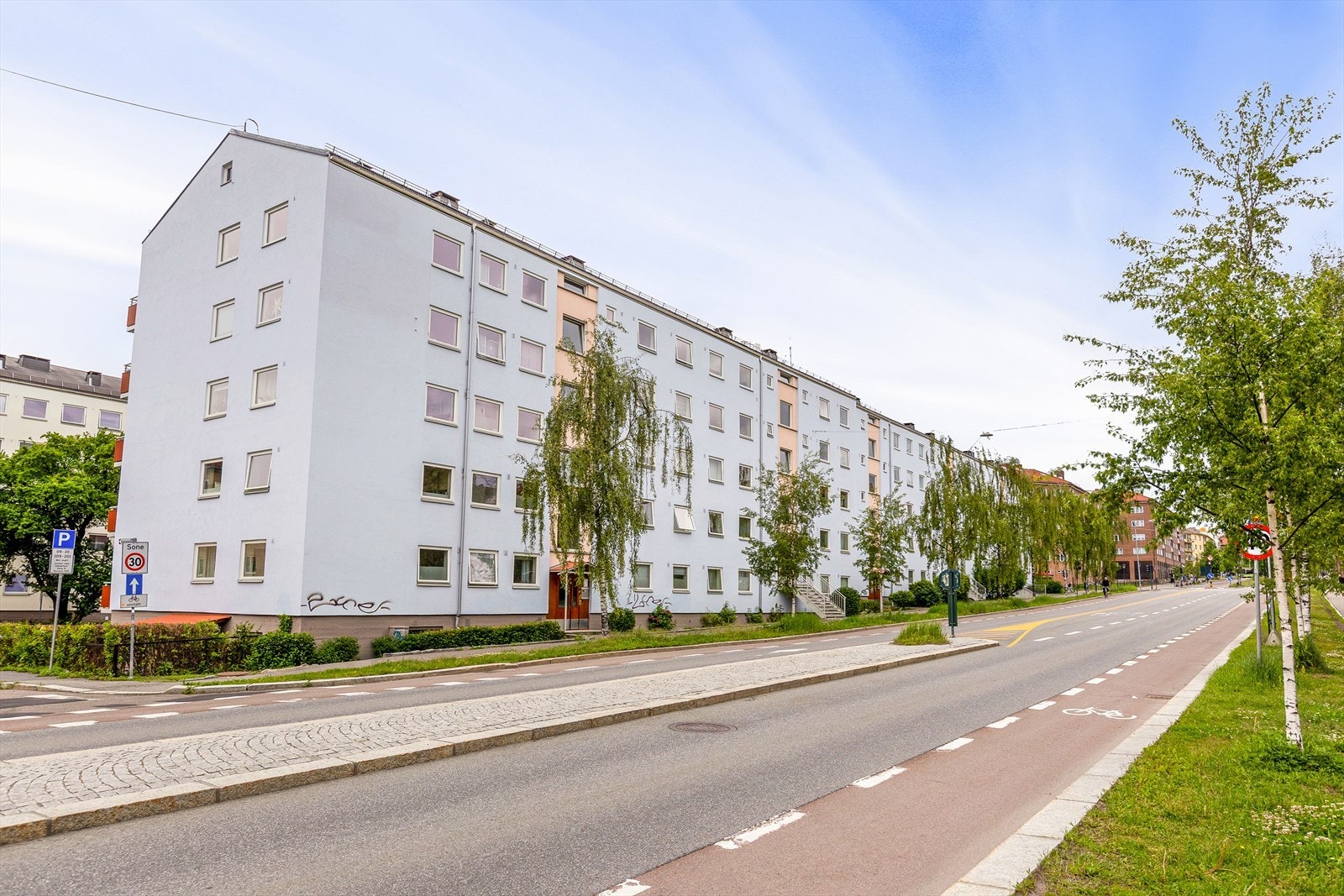 Når dere velger et hjem, velger dere også et nabolag og nærområde - rammen rundt selve boligen. Galleribilde
