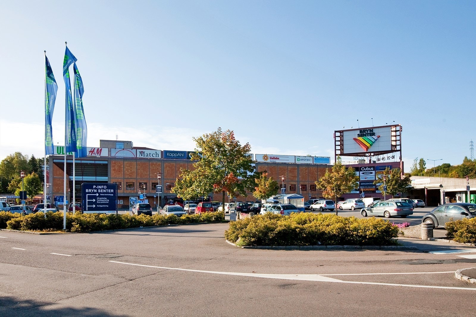 Bryn Senter ligger ikke langt fra leiligheten og har godt med servicetilbud. Galleribilde
