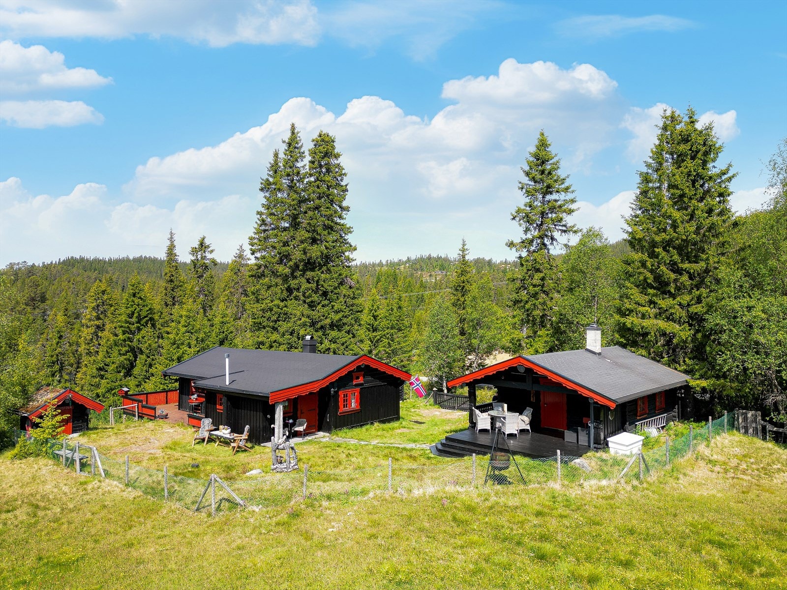 EiendomsMegler1 ved Ann Helén Jamtveit presenterer Skirvedalsvegen 848! Galleribilde