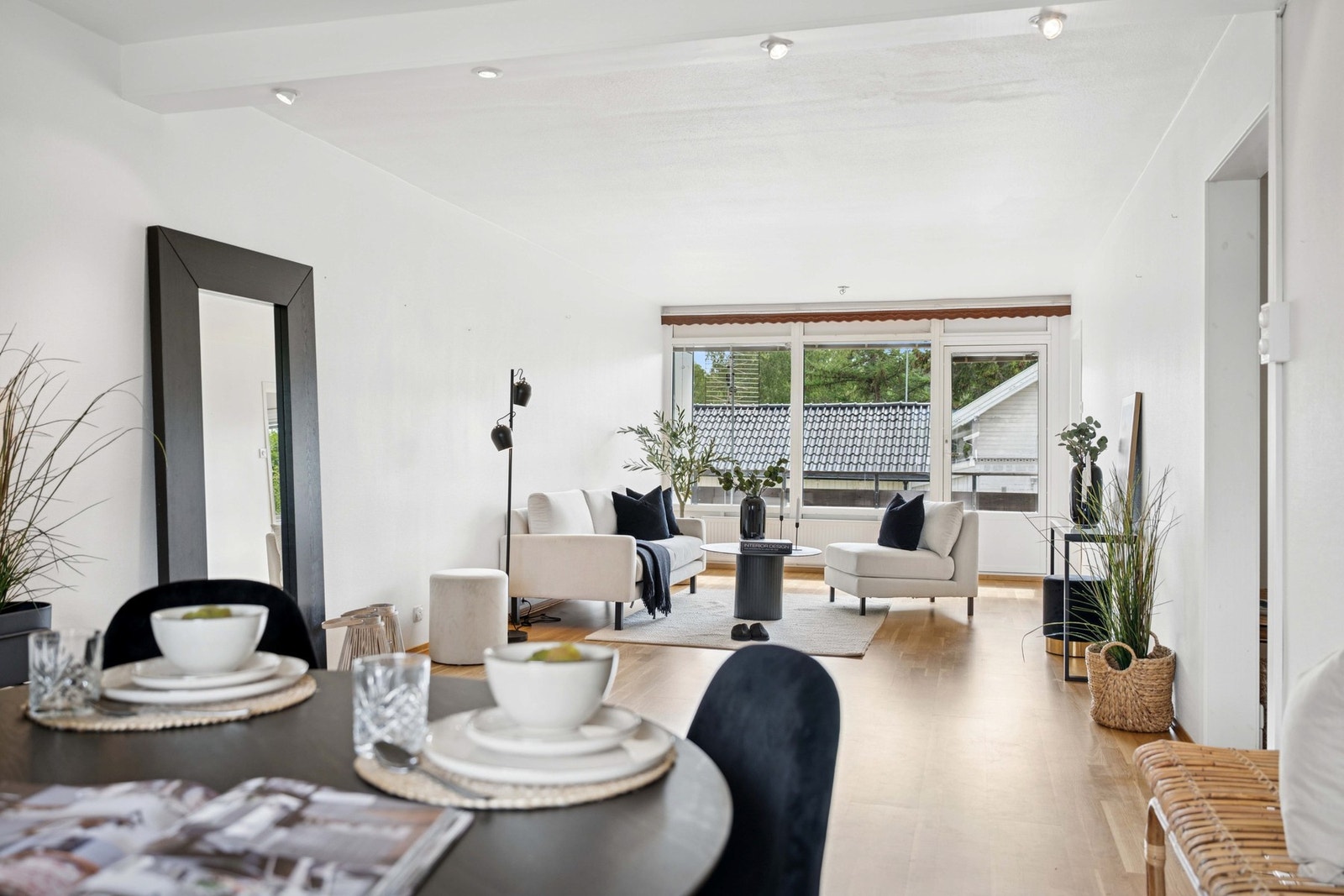 Det slippes godt med naturlig lys inn. Galleribilde