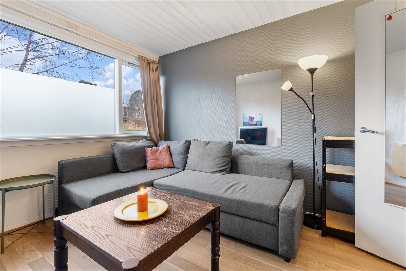 Praktisk og lettstelt leilighet med attraktiv beliggenhet - innflyttingsklar og klar for nye eiere! Galleribilde