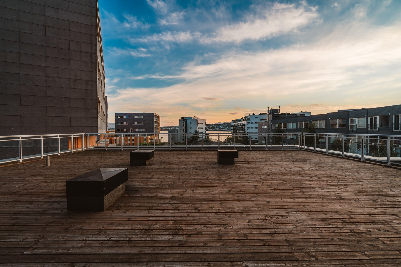 Felles takterrasse - Perfekt om sommeren!