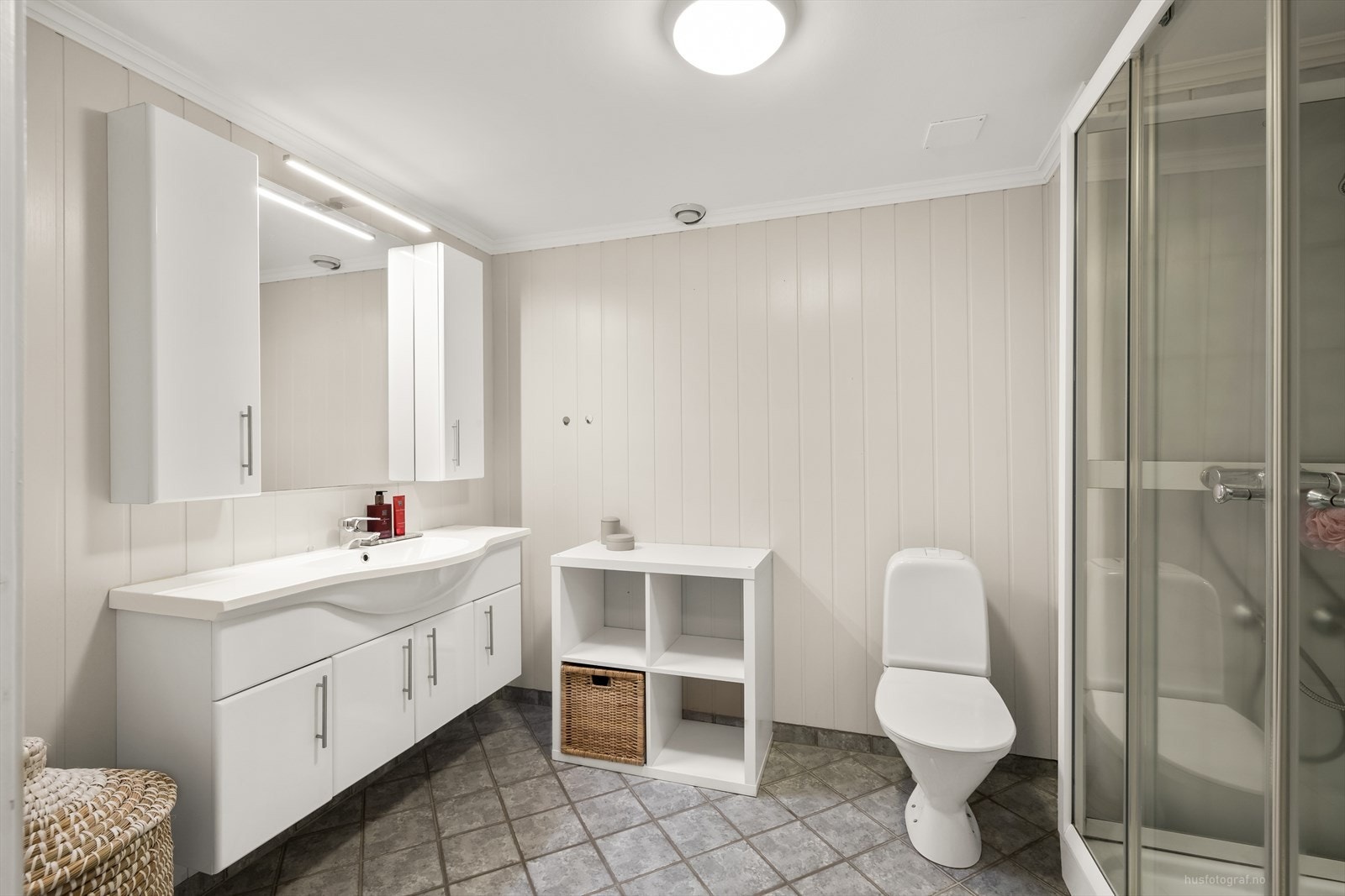 Bad med varme i gulv Galleribilde