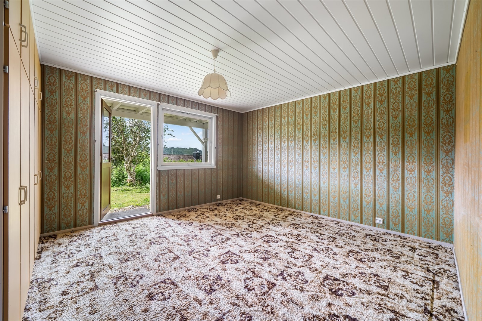 Soverom - med utgang til hage Galleribilde