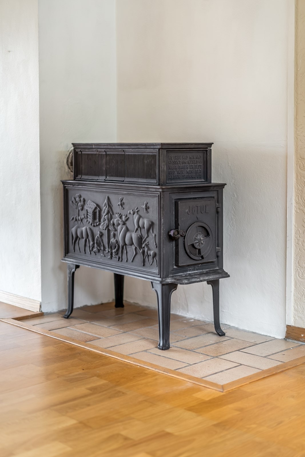 Eldre vedovn Galleribilde