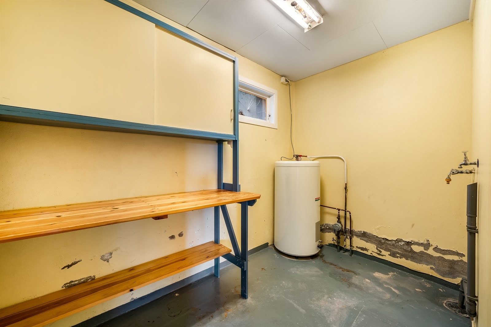 Vaskerom Galleribilde