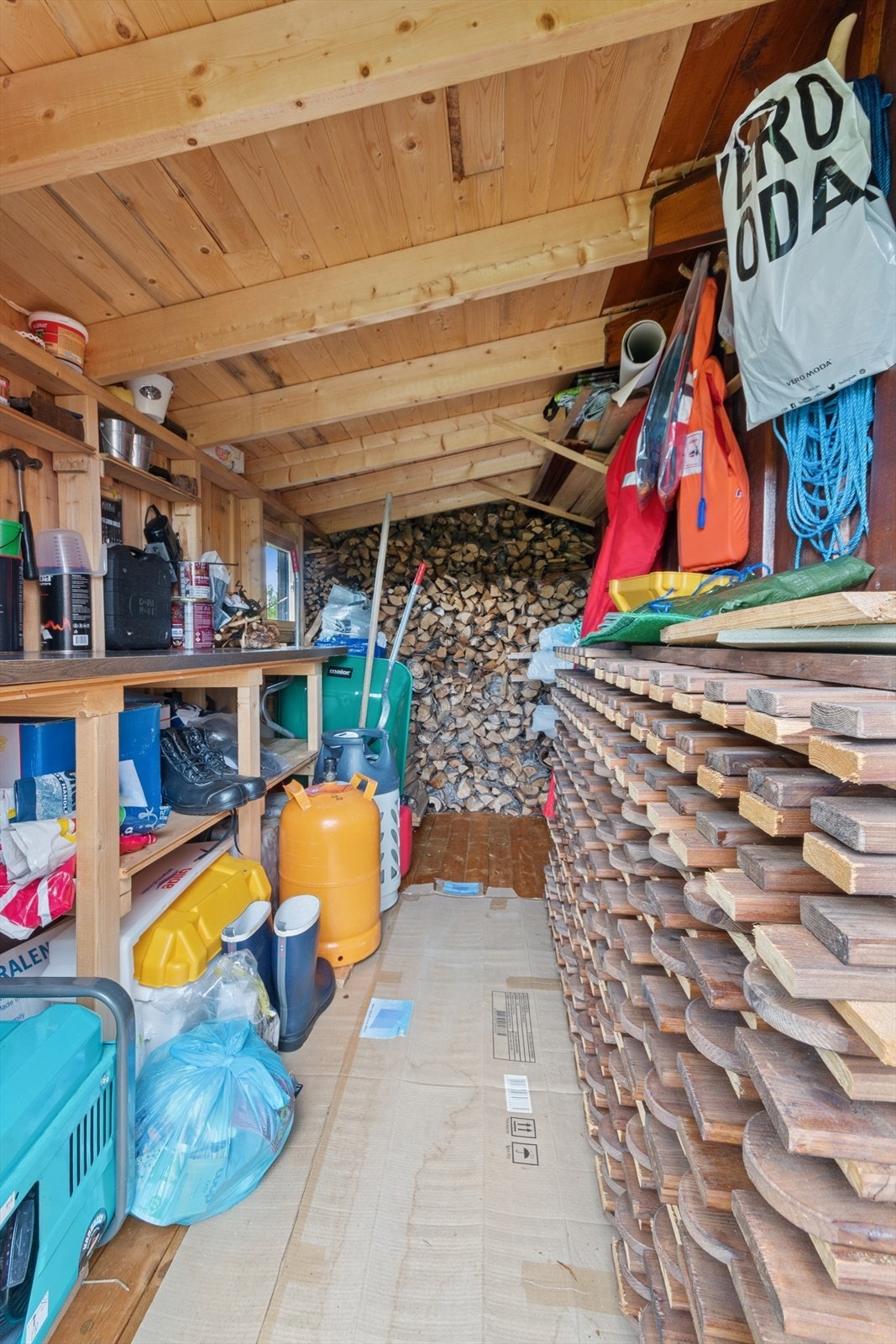 Bod med plass til oppbevaring Galleribilde