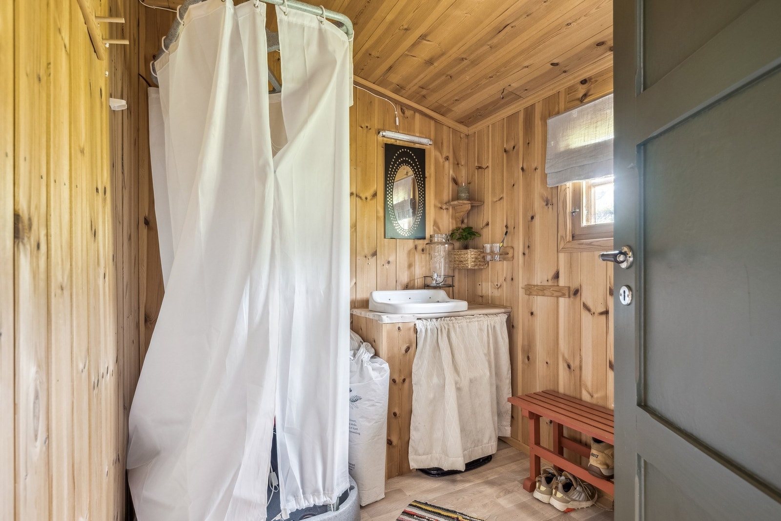 Hygienerom med dusj Galleribilde