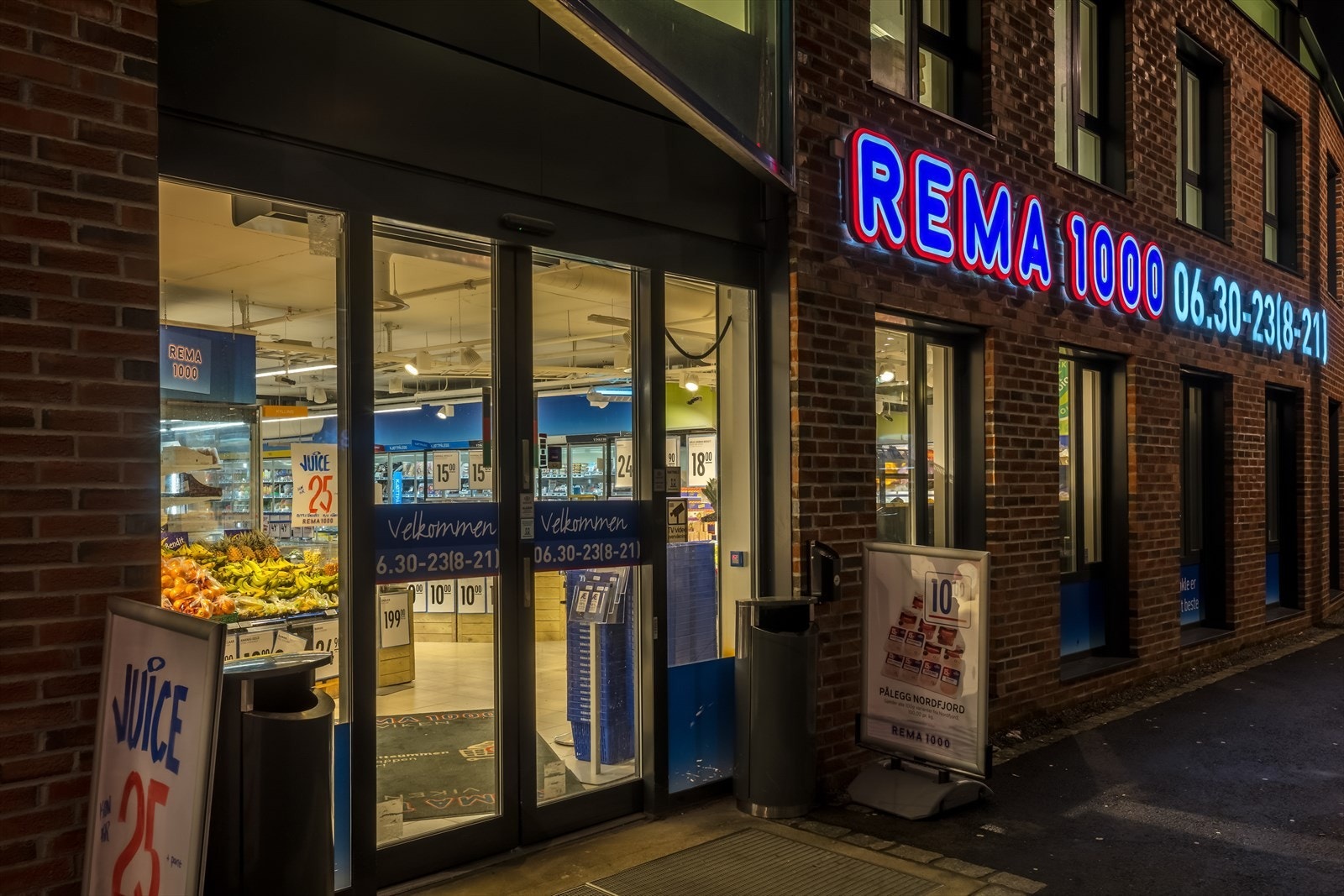 På damsgårdsundet finner du Rema 1000 og Bunnpris. Ellers ligger Kiwi kun 1.min unna leiligheten. Galleribilde