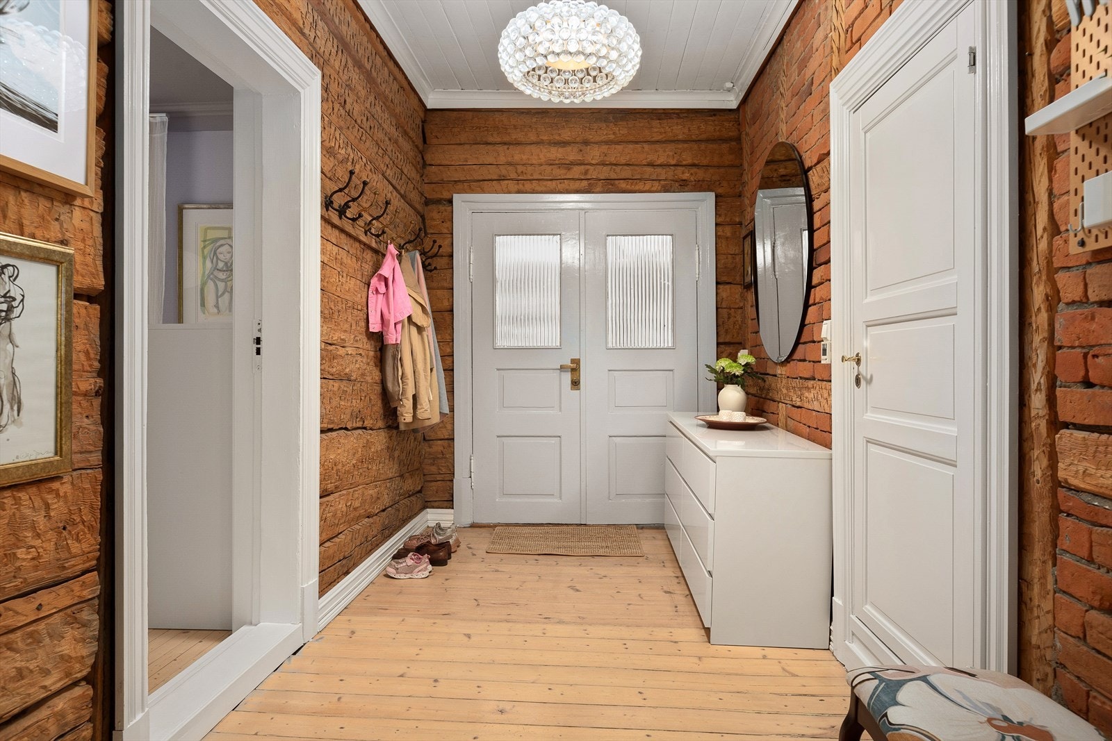 Flotte innvendige dører. Galleribilde