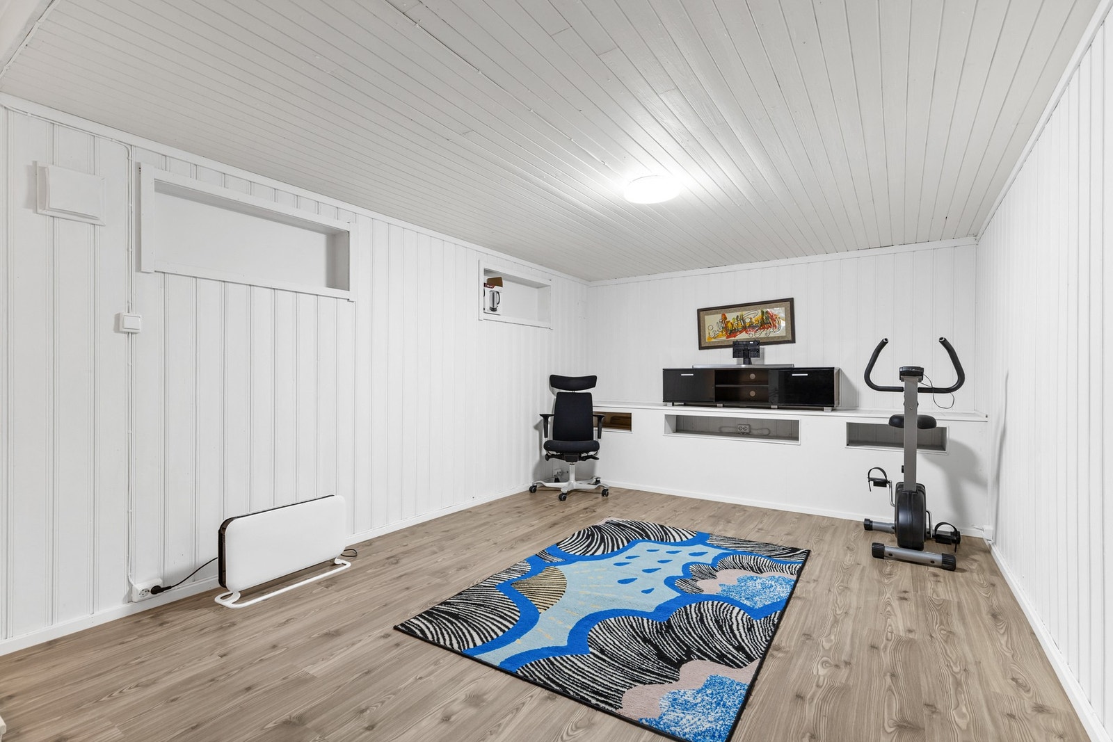 Det er god lagringsplass i kjelleren Galleribilde