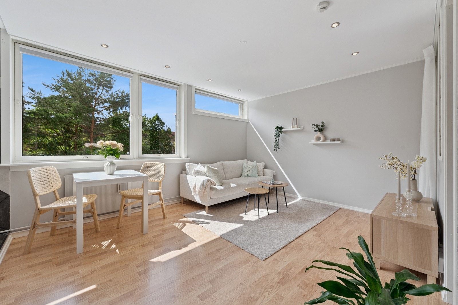 Leiligheten er lys og fin med god planløsning. Perfekt for førstegangskjøpere! Galleribilde