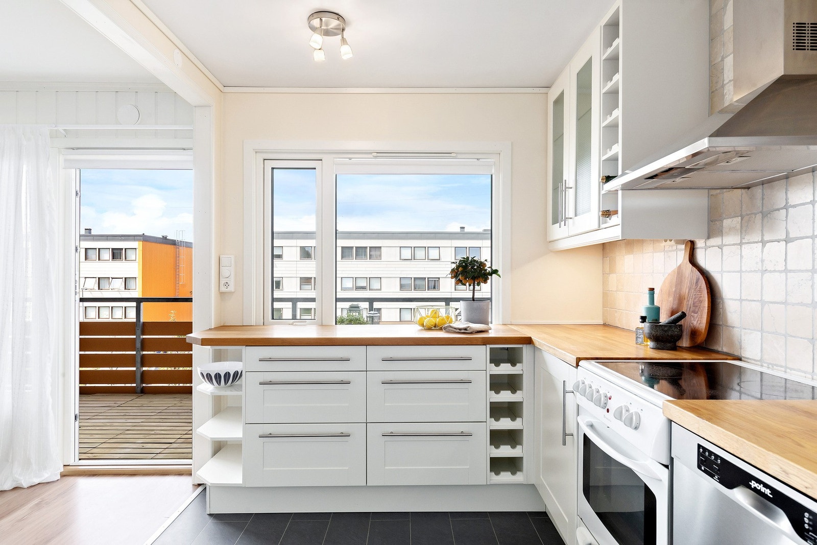 Fine arbeidsforhold for deg som er glad i å lage mat! Galleribilde