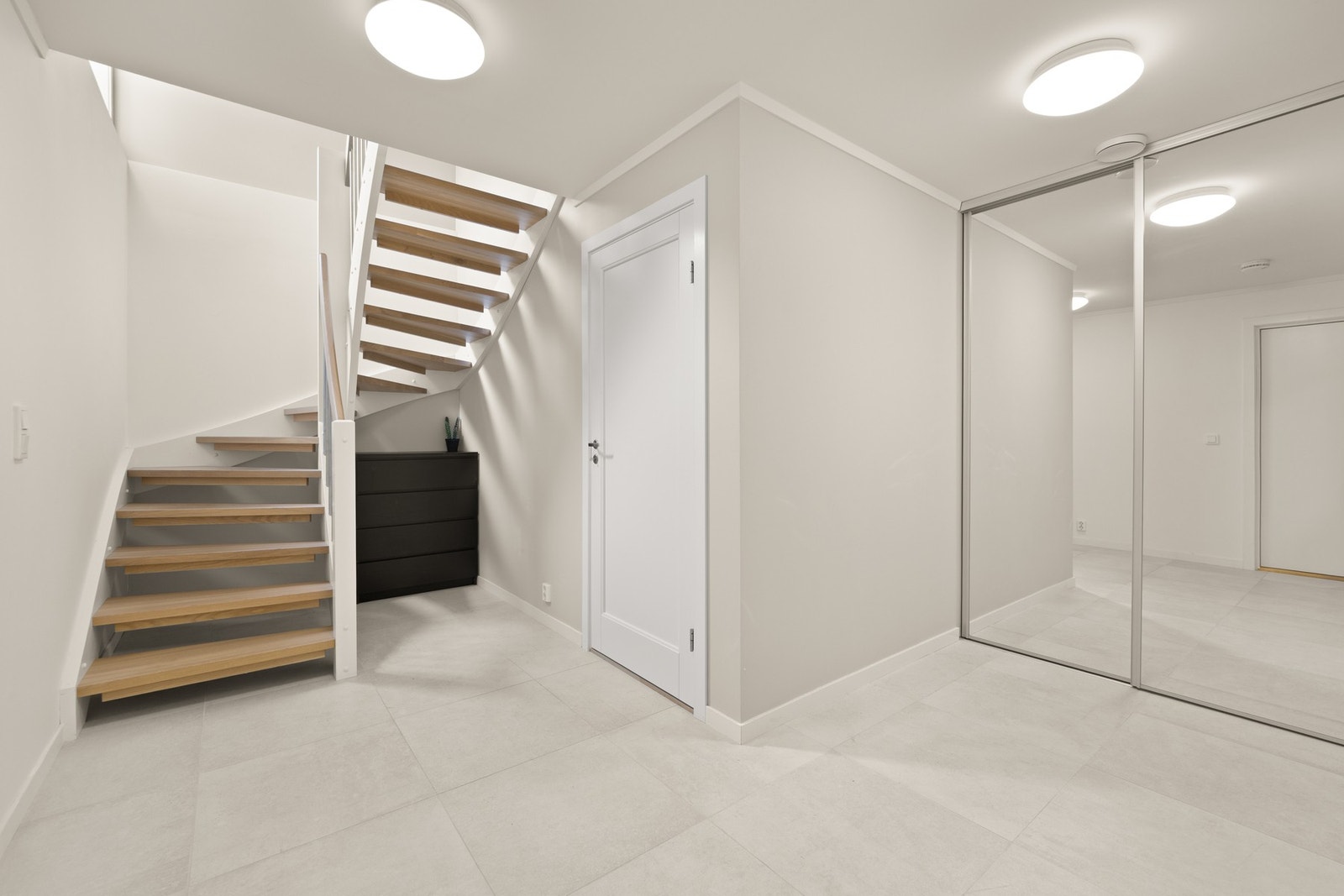 Underetasjen. Galleribilde