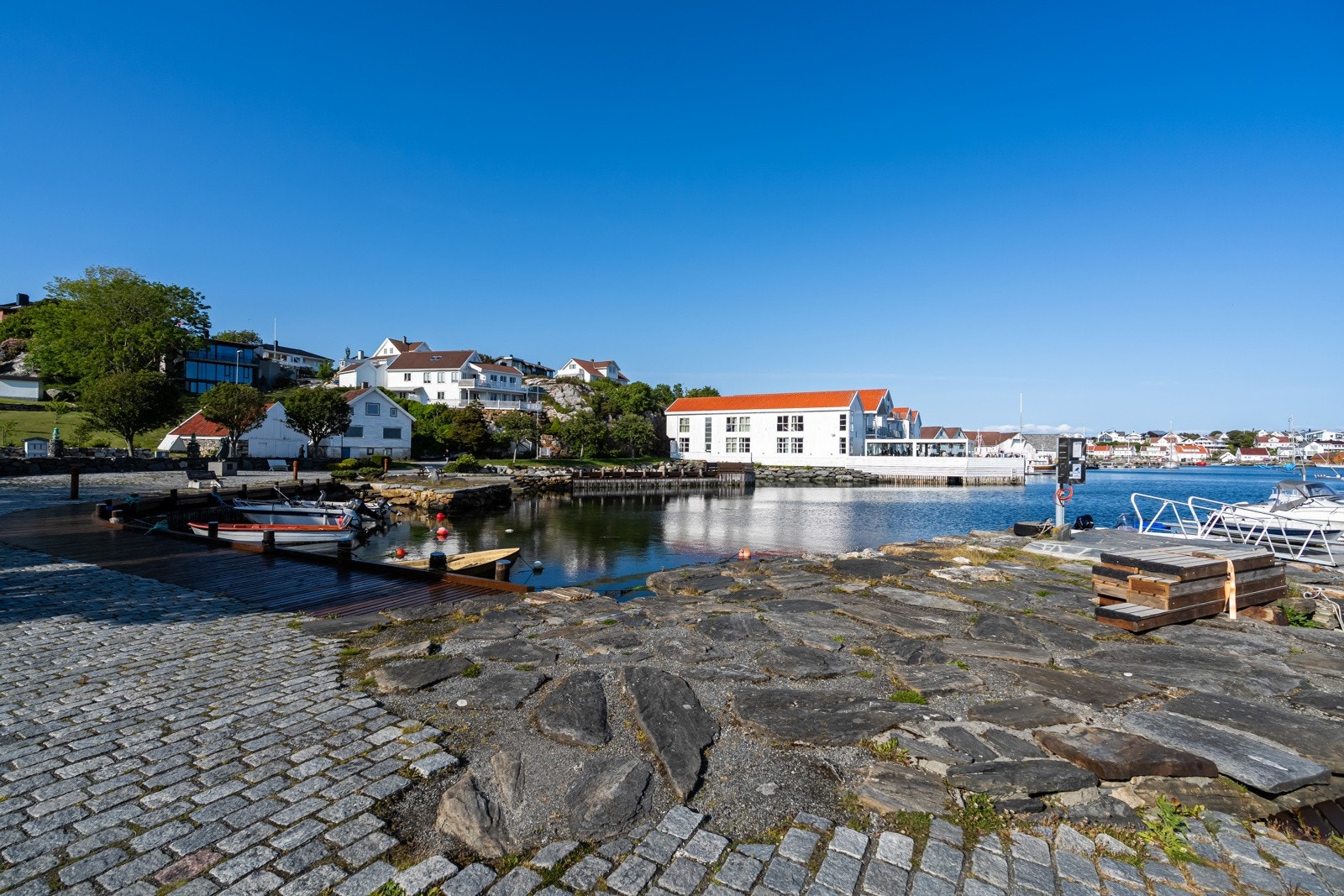 Hummeren hotell er kjent for sin gode fiskesuppe. Idylliske omgivelser. Galleribilde