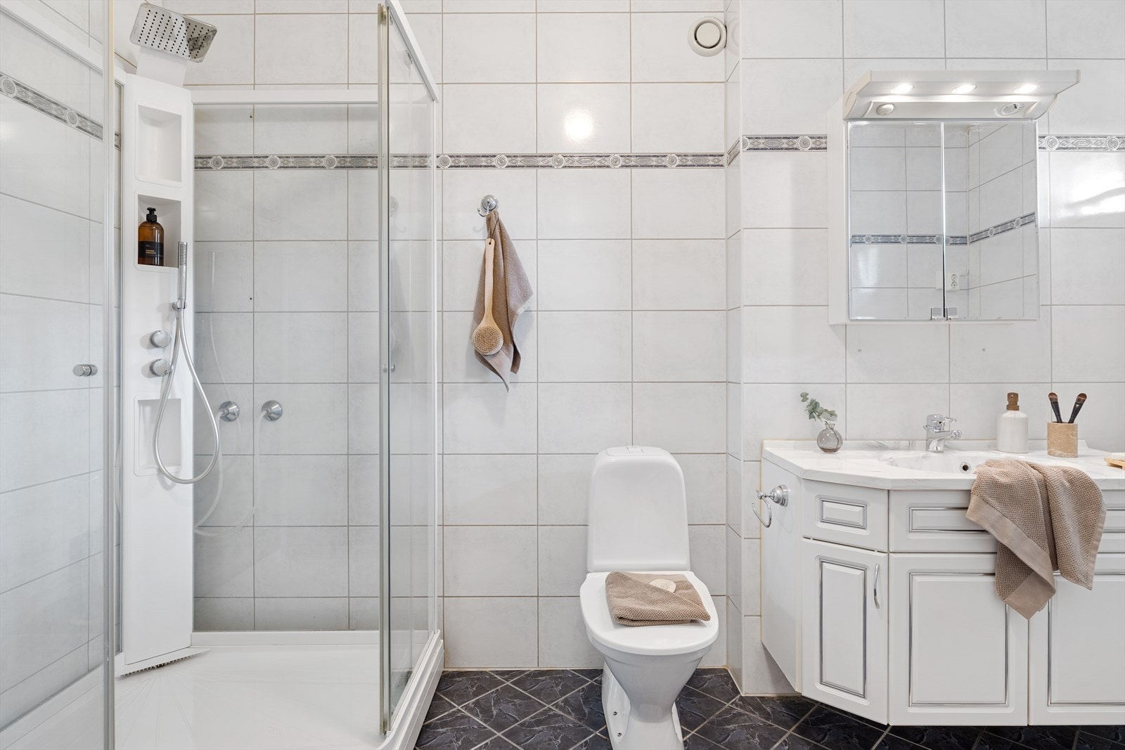 Badet har fått TG3 og oppgradering må påberegnes. Galleribilde