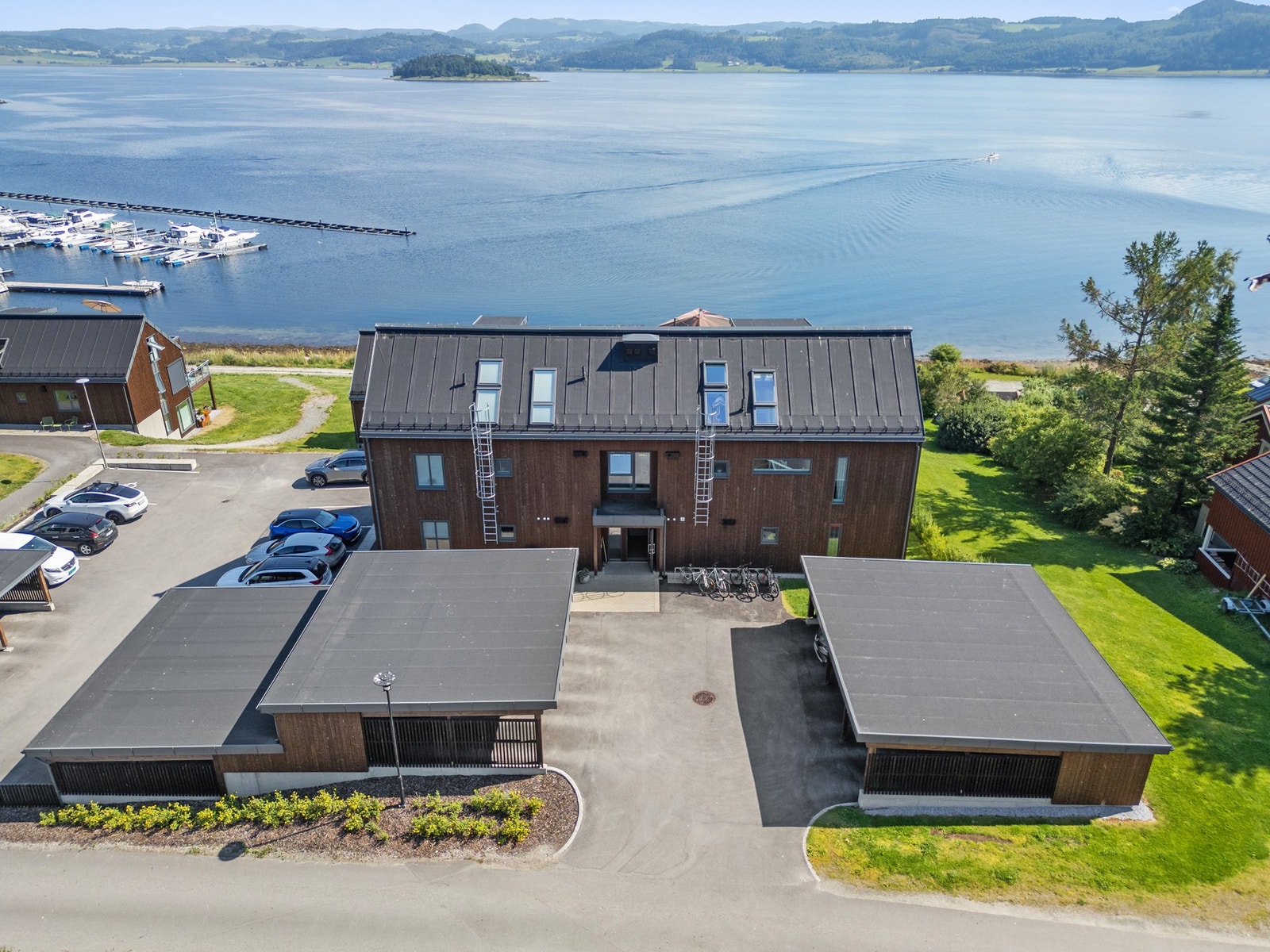 Oversiktsbilde. Galleribilde