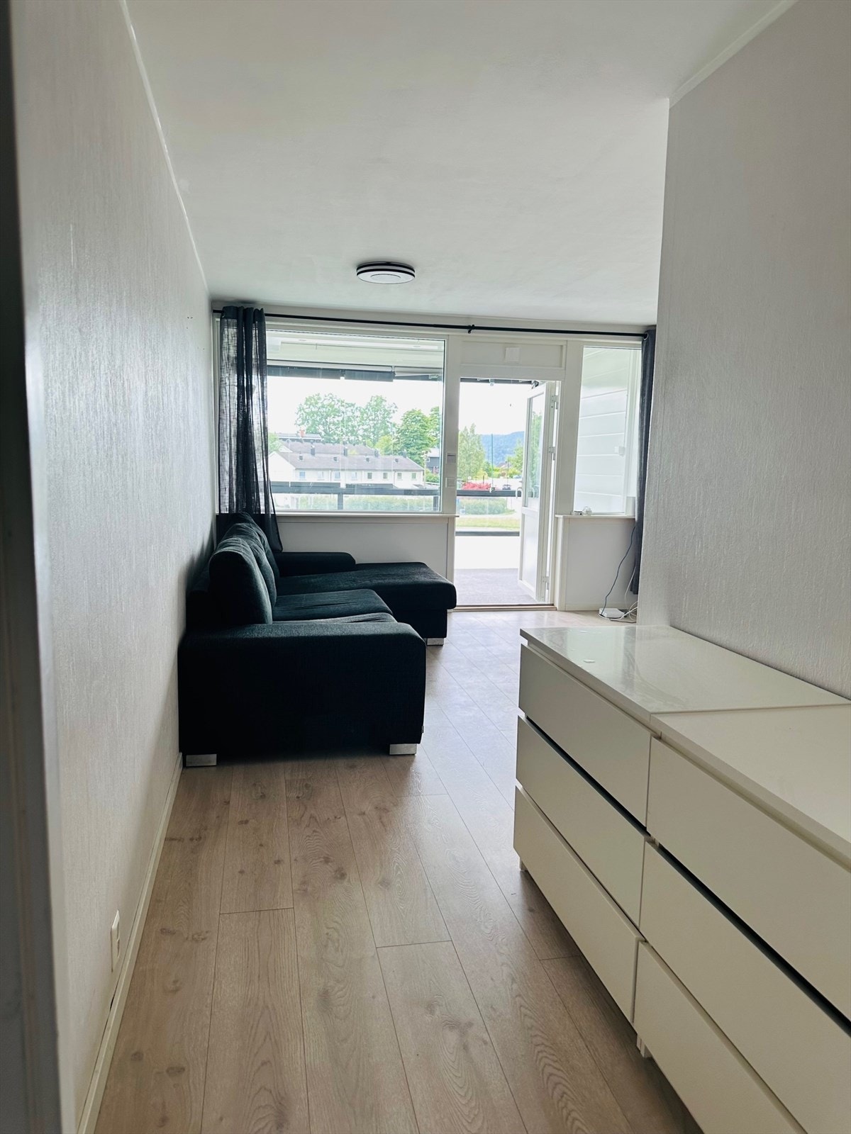 Sett fra inngangen/ entréen Galleribilde