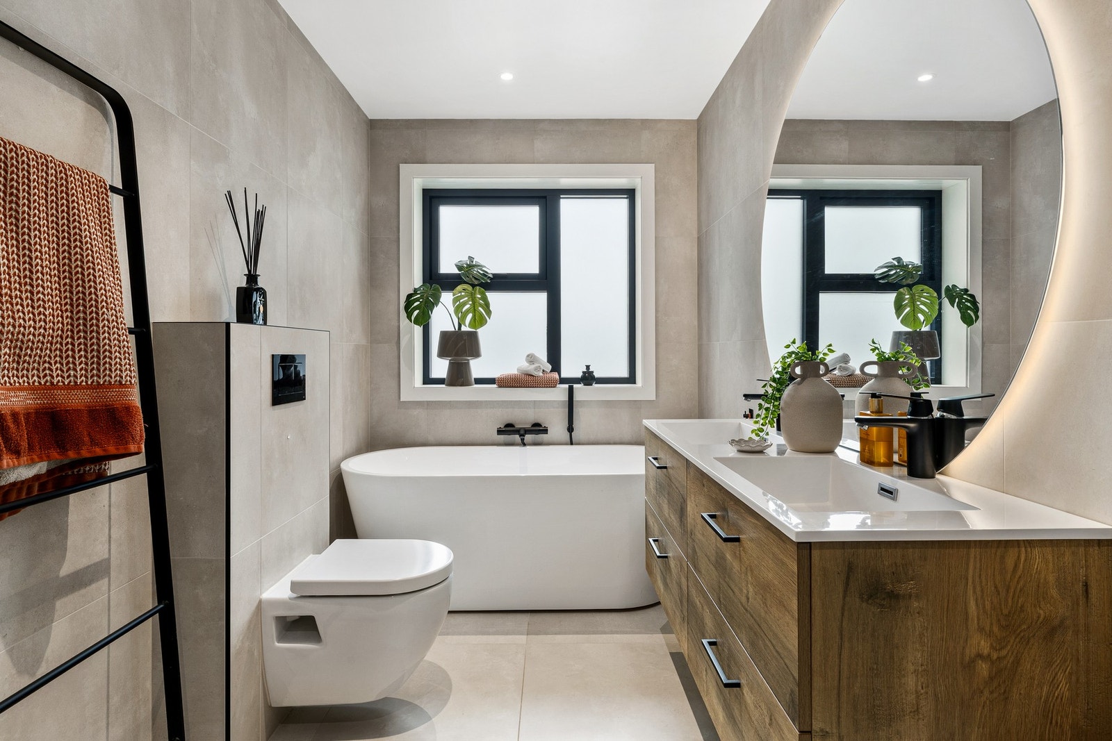 Få en behagelig start på dagen med nydelig badekar Galleribilde