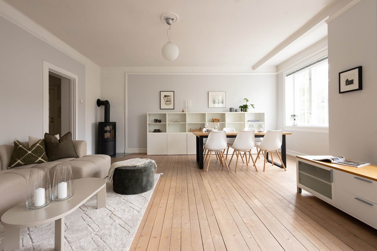 Stuen kan naturlig deles inn i flere soner Galleribilde