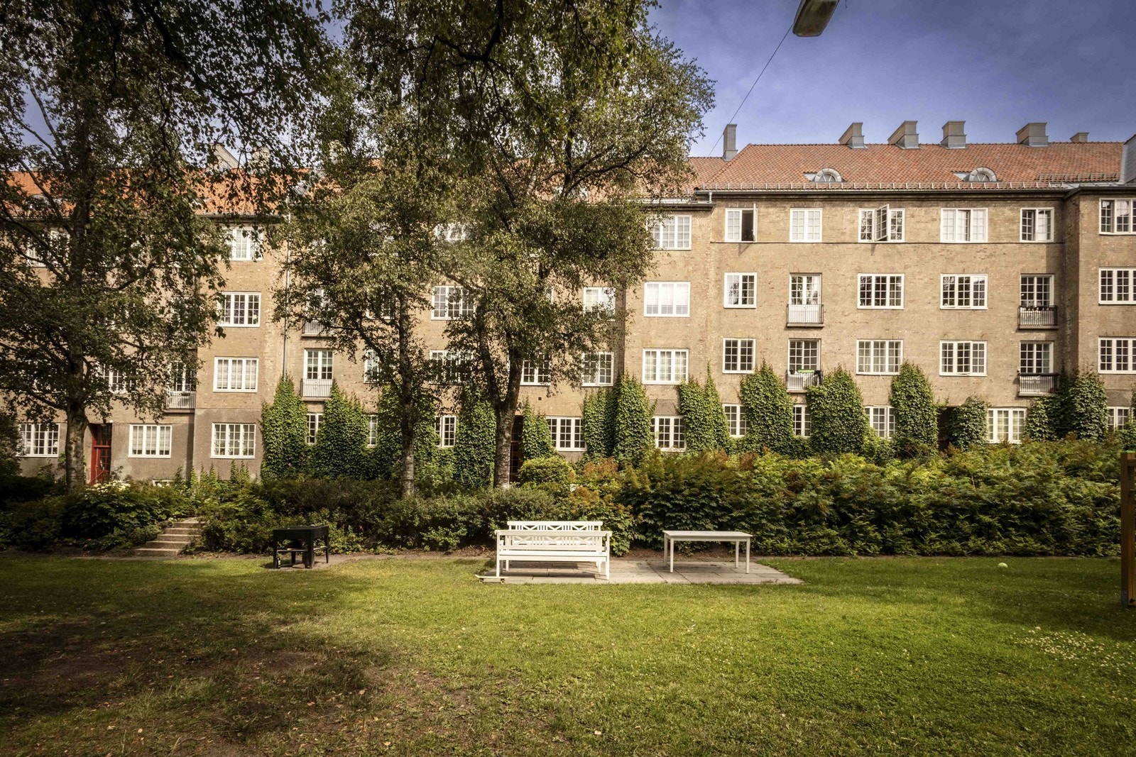 Vakker felles hage - perfekt for store og små! Galleribilde